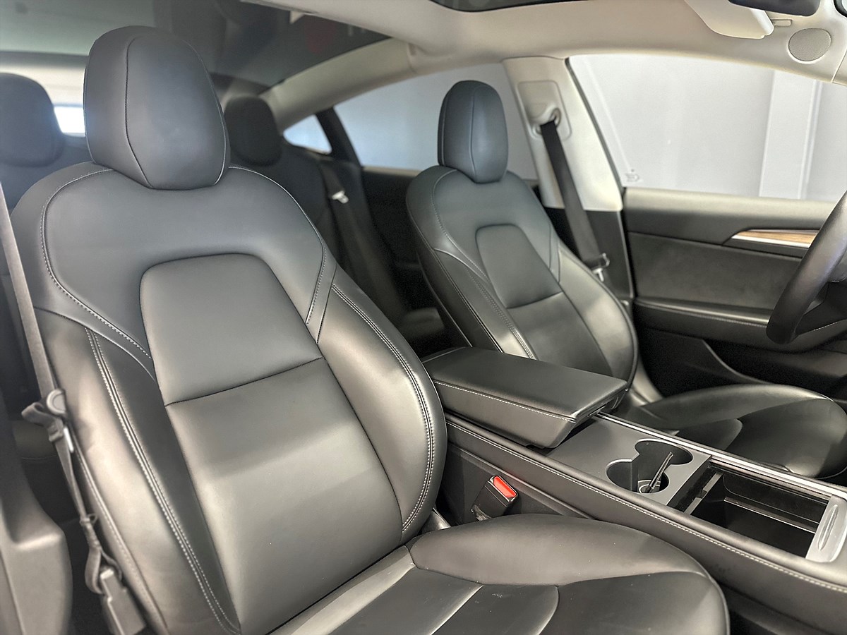Tesla Model 3 – bild 10