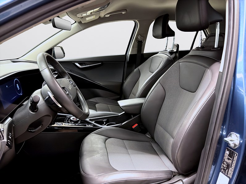 Kia Niro Plug-In-Hybrid 183hk Action Drag Navi PDC B-Kamera