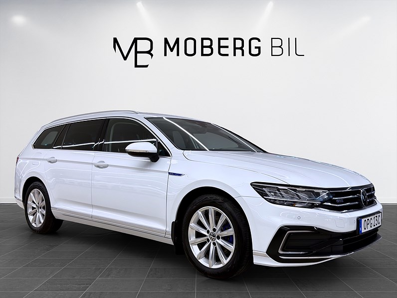 Volkswagen Passat SC GTE 218hk Keyless B-Kamera Navi Drag PDC