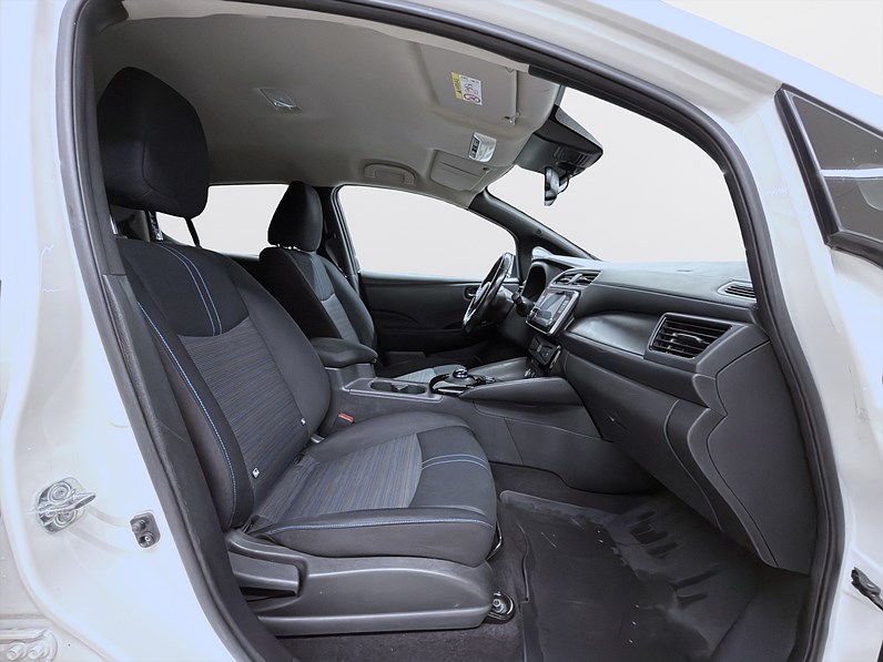 Nissan Leaf 150hk Helg på Moberg! N-CONNECTA Navi 360 Värmare