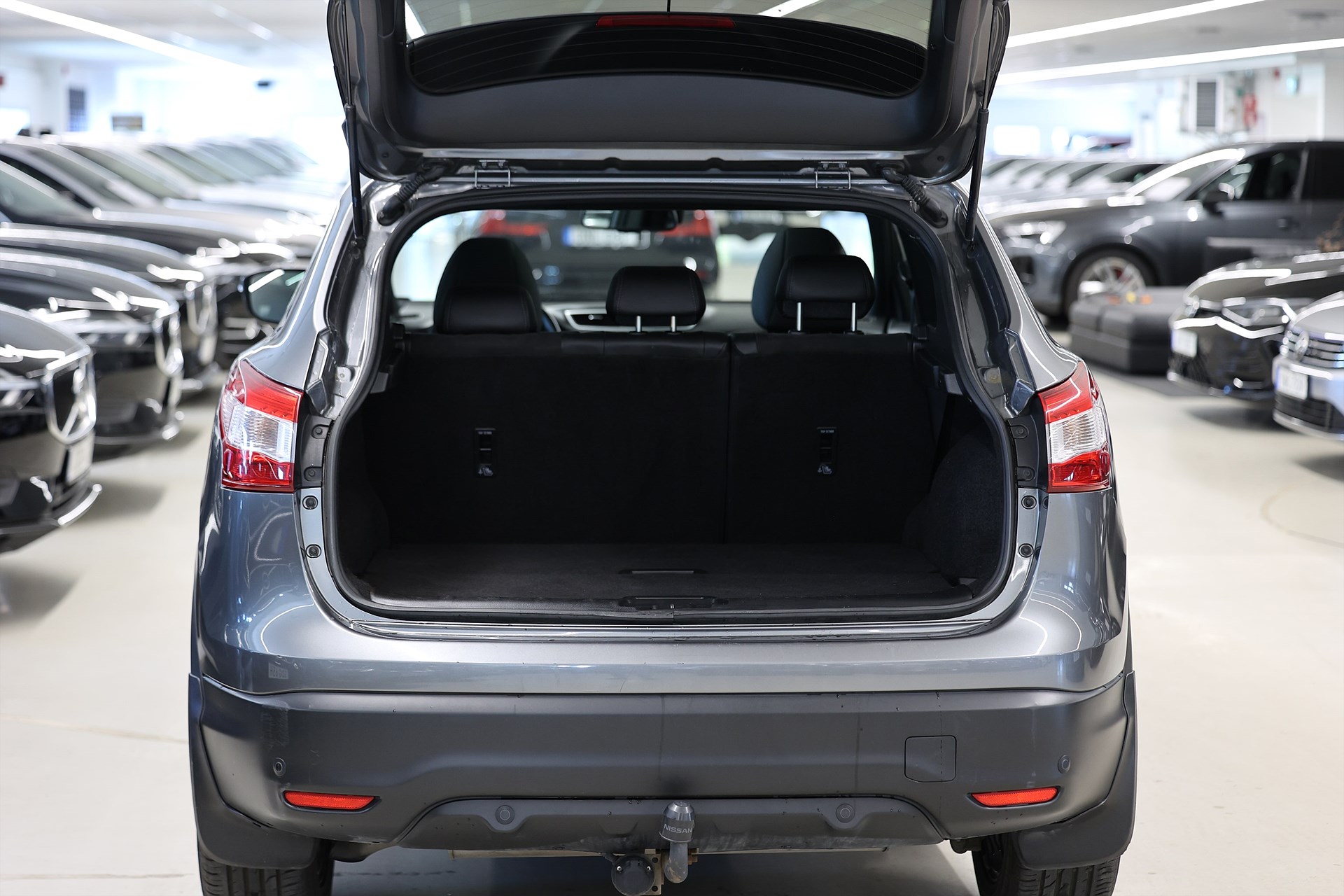 Nissan Qashqai 115hk N Vision Pano 360kam Drag Keyless Navi