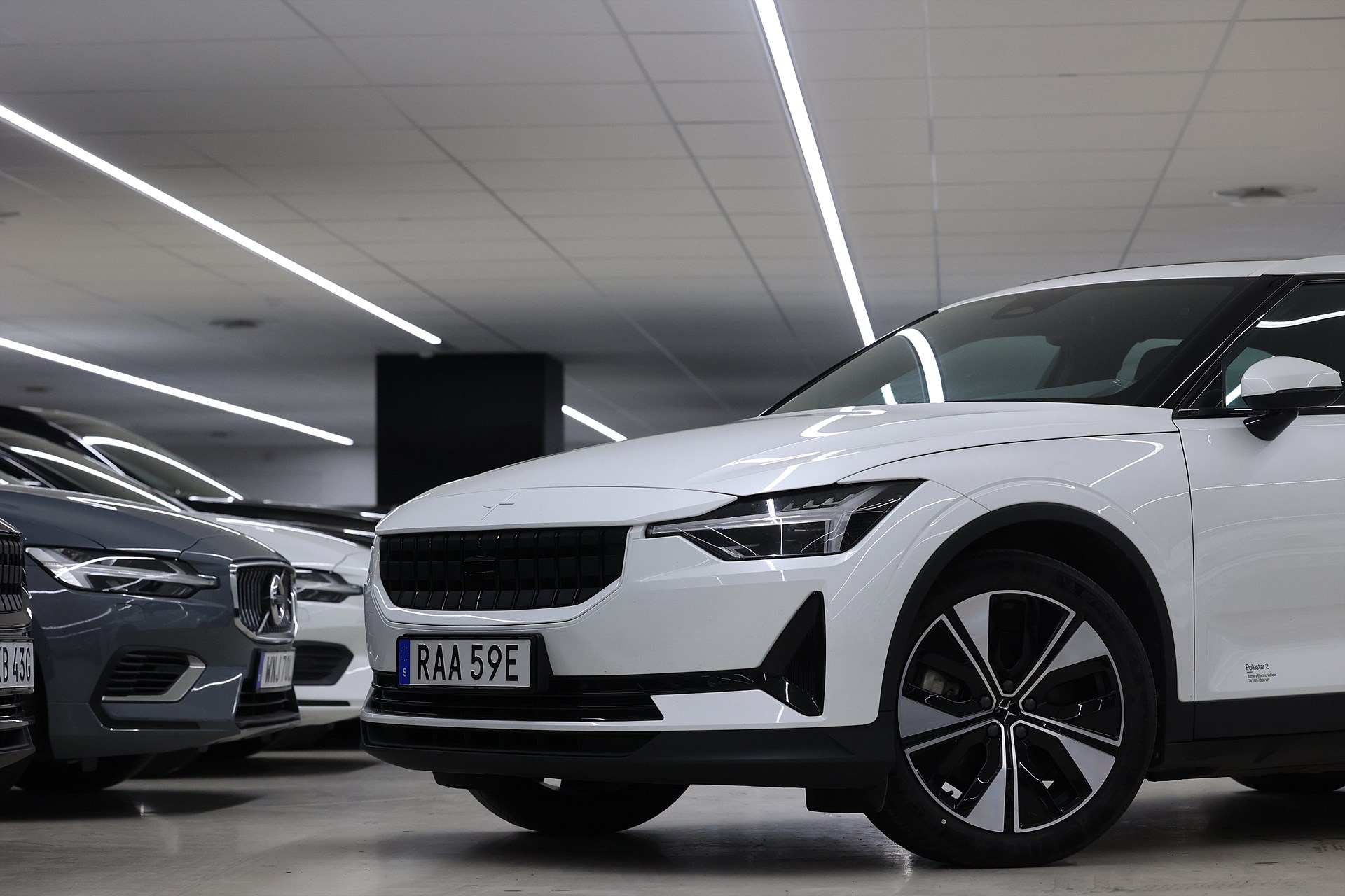 Polestar 2 Long Range Dual Motor 408hk *Hjulkampanj!* Plus H/K Värmare Pano MOMS