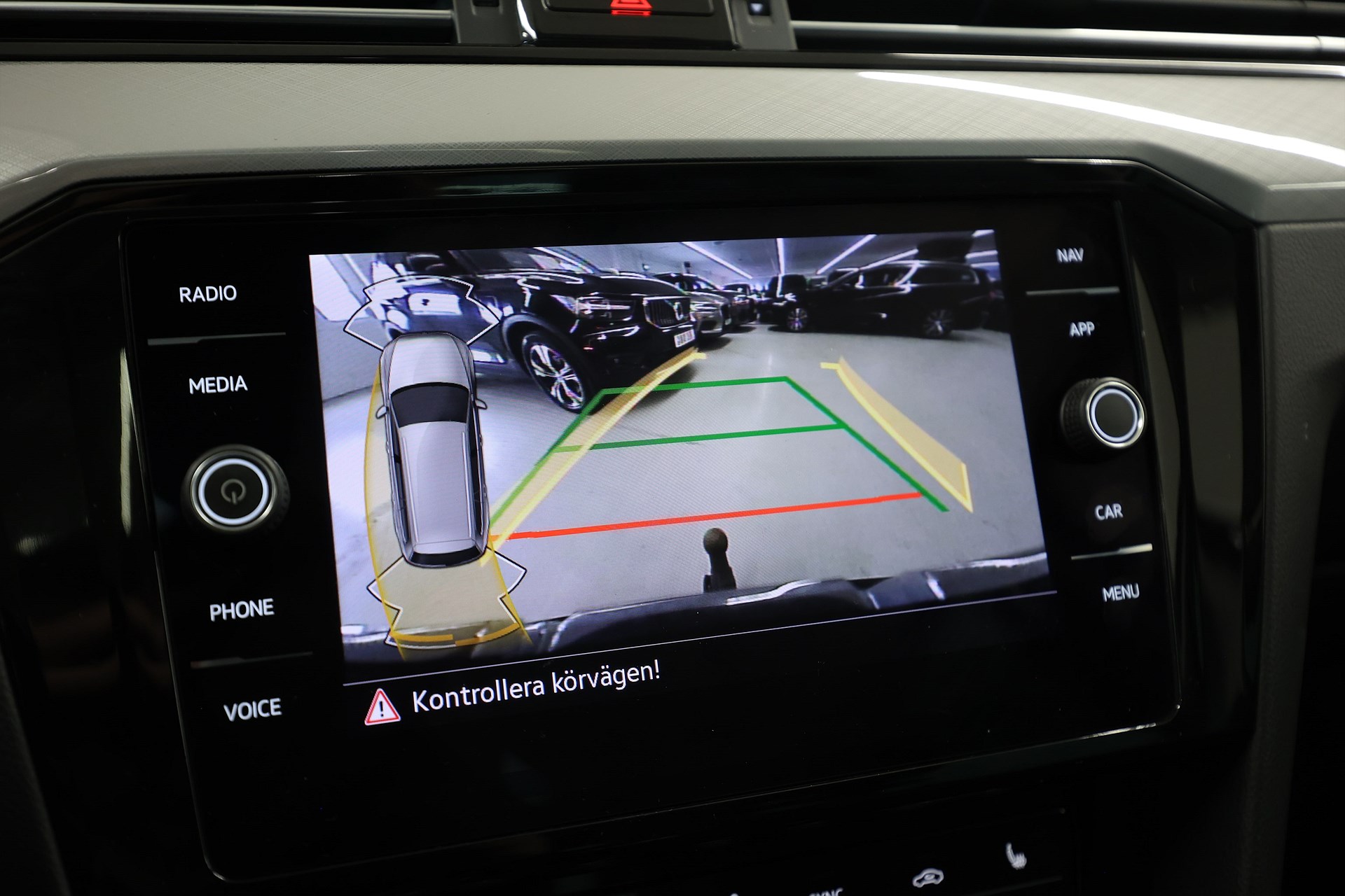 Volkswagen Passat Sportscombi GTE 218hk Pano Navi B-kamera Drag