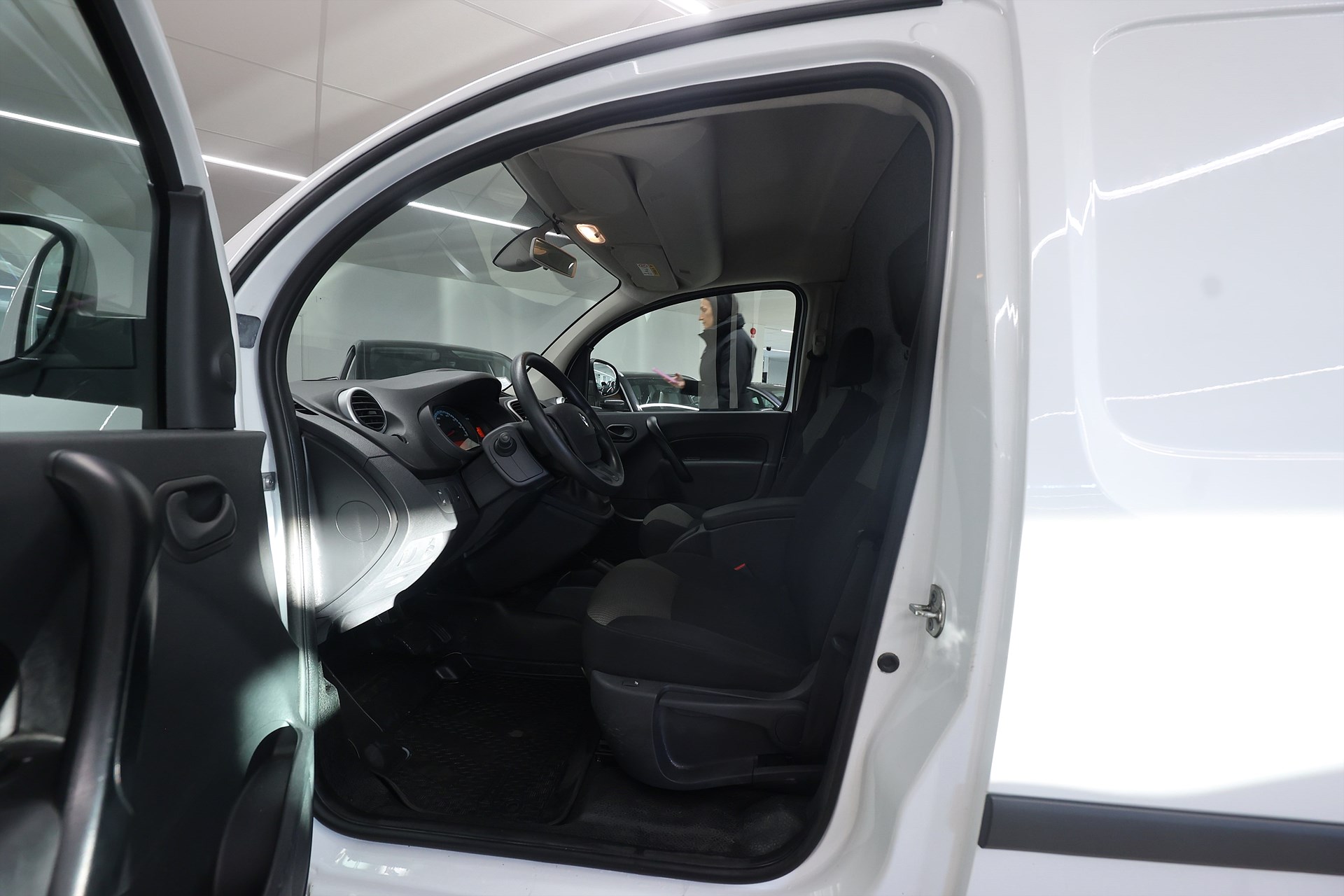 Renault Kangoo Z.E. Express 33 kWh PDC MOMS