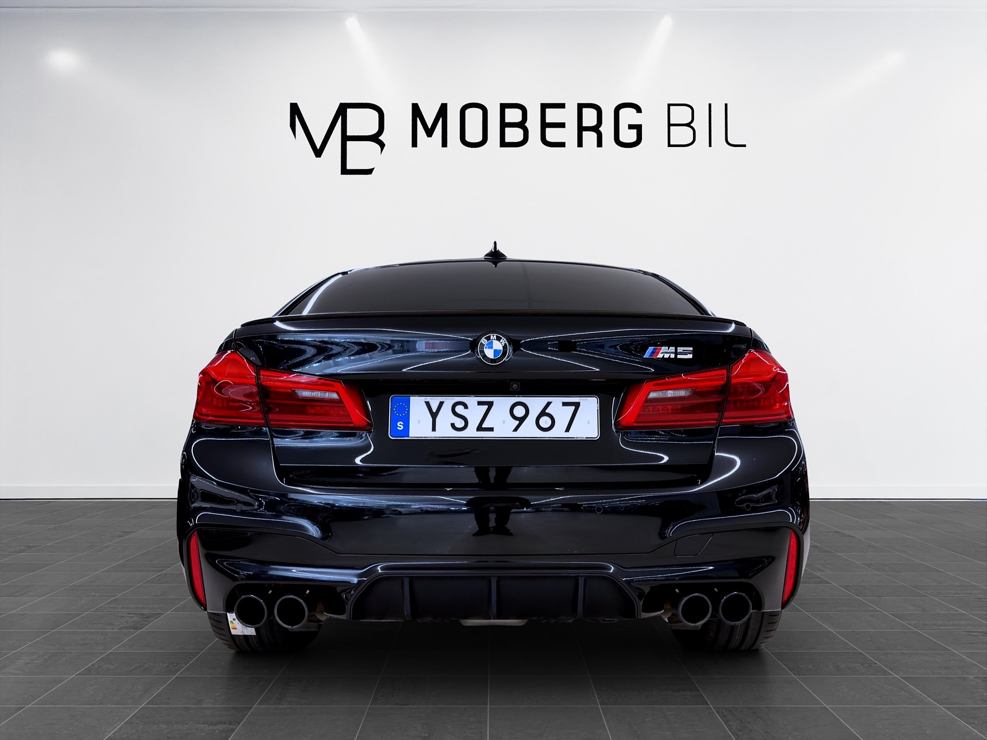BMW M5 600hk M Sport HUD H/K 360 Kolfiber Merino