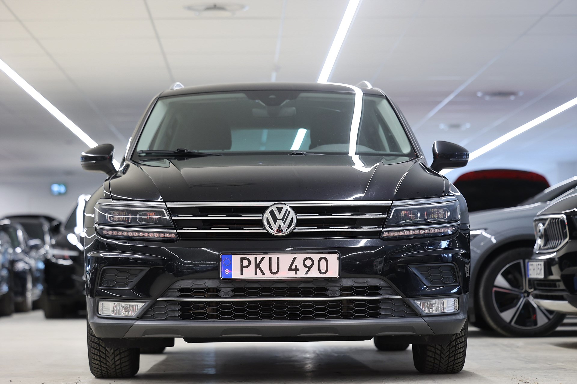 Volkswagen Tiguan 2.0 TDI 190hk GT B-kamera Drag Värmare