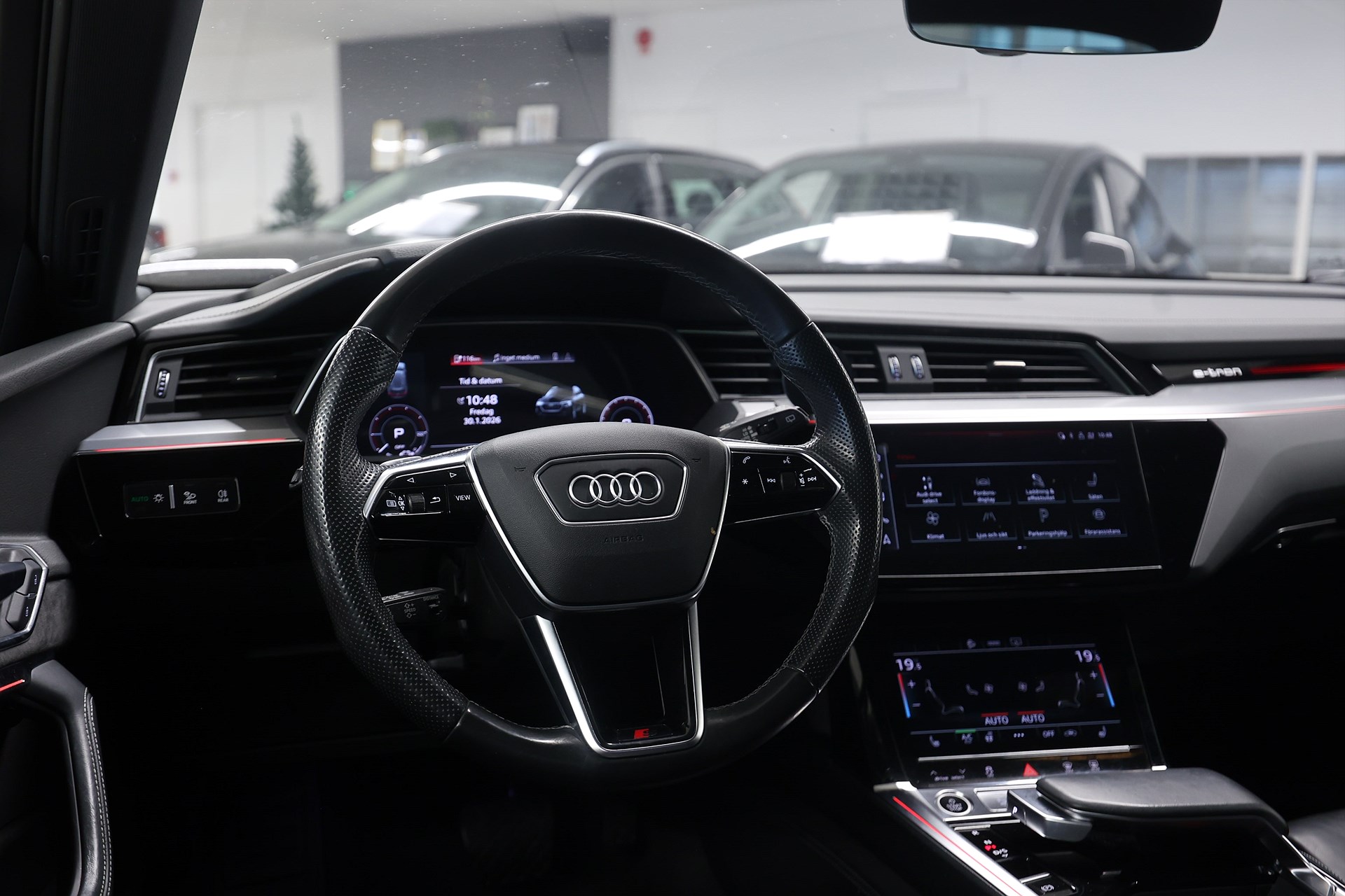 Audi e-tron 55 Quattro 408hk S Line B&O Läder Pano 360