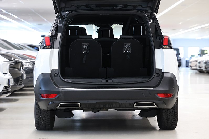 Peugeot 5008 2.0 BlueHDi 181hk *Hjulkampanj!* GT Line Focal 7-sits Drag