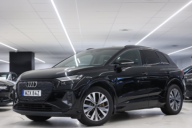Audi Q4 40 e-tron 204hk *Hjulkampanj!* B-kamera Navi Värmare Black pkt