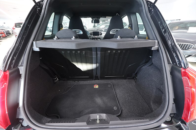 Abarth 595 1.4 T-JET 16V 160hk Pista Kit Yellow Sportavgas