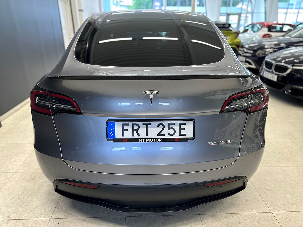 Tesla Model Y – bild 6