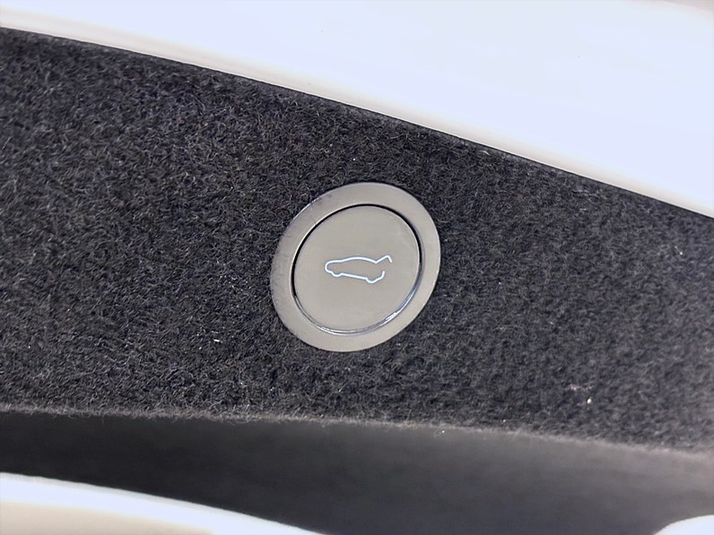 Tesla Model 3 Standard Range 283hk Läder Pano Navi B-Kamera