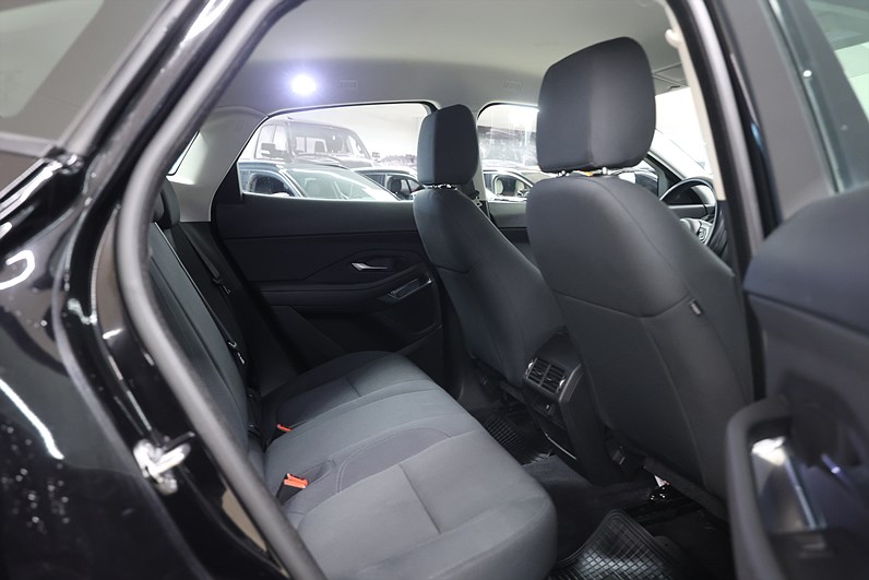Jaguar E-Pace D150 AWD 150hk *Hjulkampanj!* B-kamera Drag