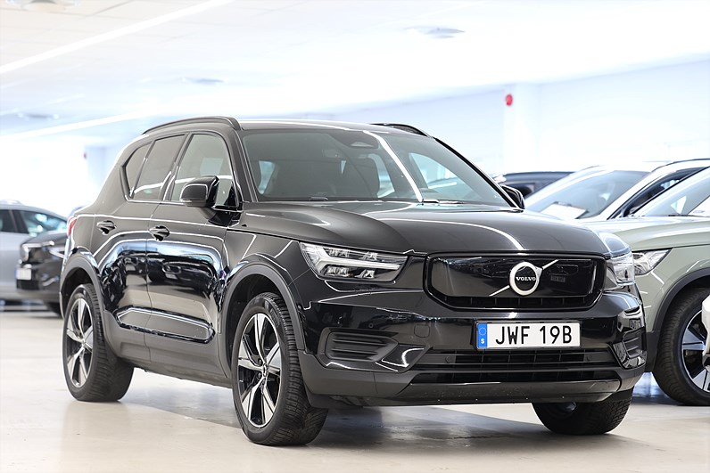 Volvo XC40 P6 Recharge Core B-kamera Drag Keyless MOMS