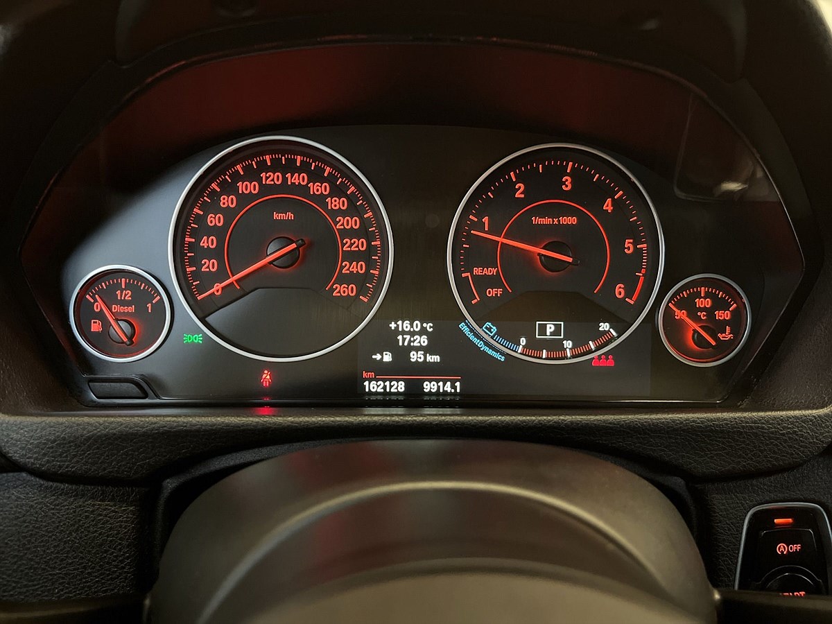 BMW 320d xDrive Touring Steptronic, 184hk, 2014