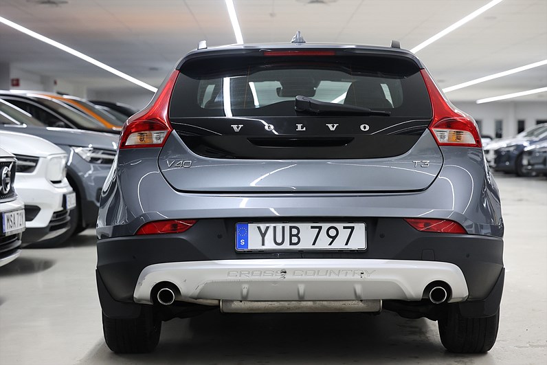 Volvo V40 Cross Country T3 152hk *Hjulkampanj!* Pro Edt Läder