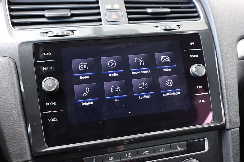 Volkswagen Golf 5-dörrar 1.0 TSI 110hk R-Line Base CarPlay