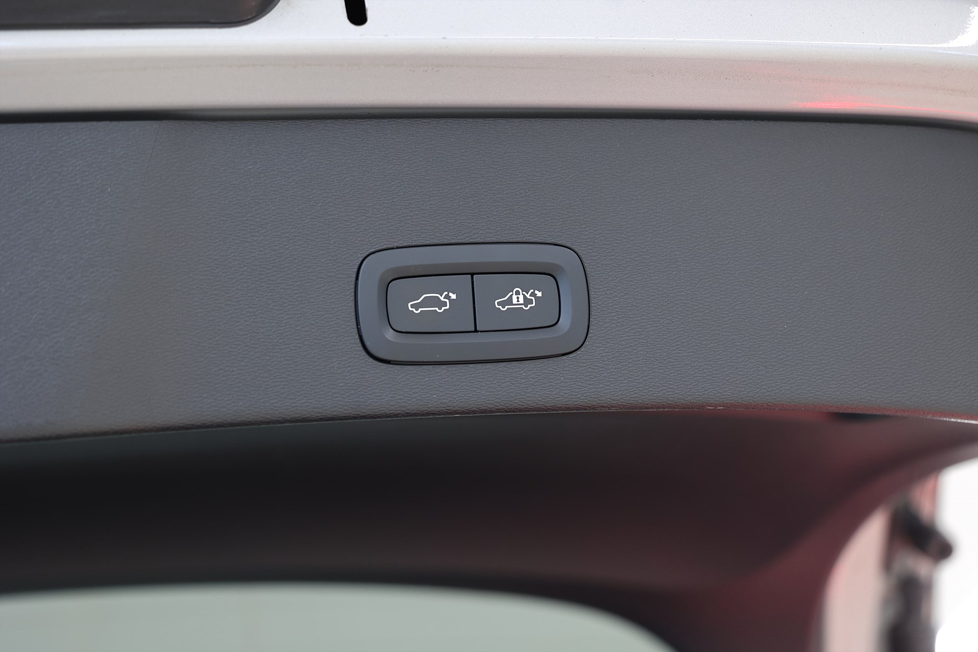 Volvo C40 Recharge Single Motor 231hk Plus Edition Pano Navi B-Kamera