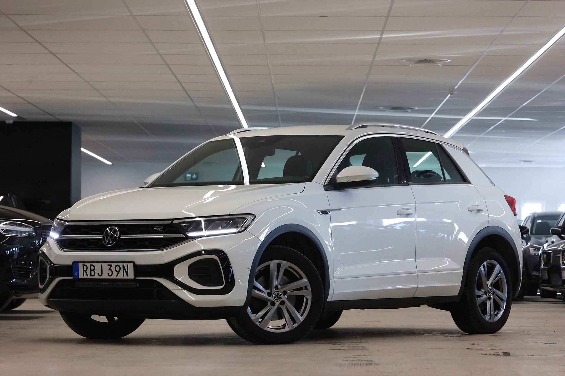 Volkswagen T-Roc 2.0 TDI 150hk 4M R-Line Carplay Navi PDC