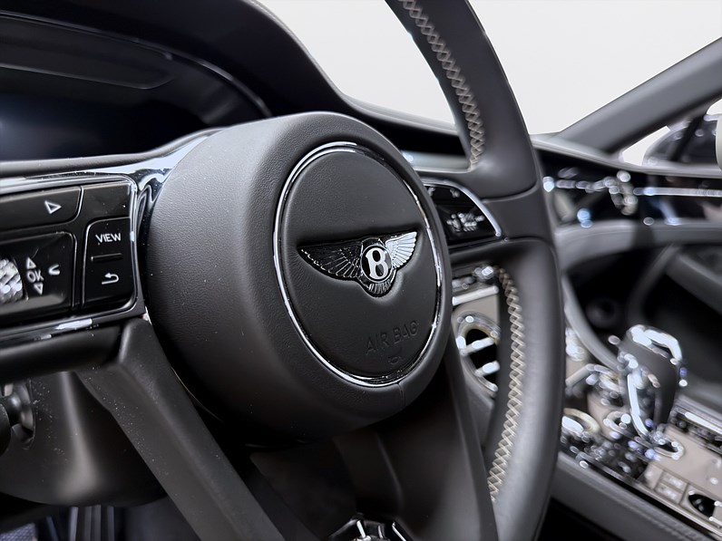 Bentley Continental GT 6.0 W12 635hk Mulliner Sv-såld