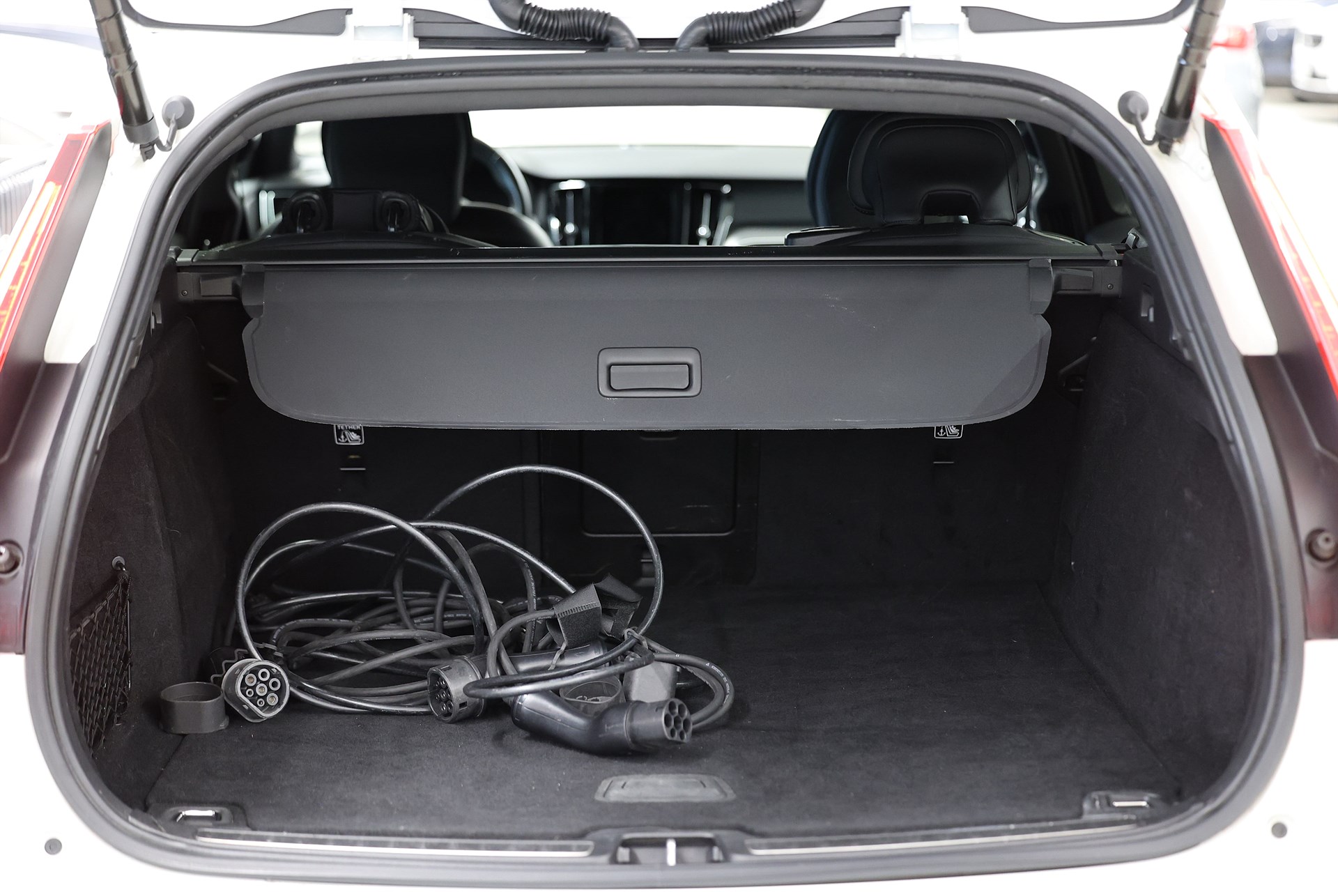Volvo V60 T6 AWD TwEn 340hk R Design B-Kamera VOC Keyless