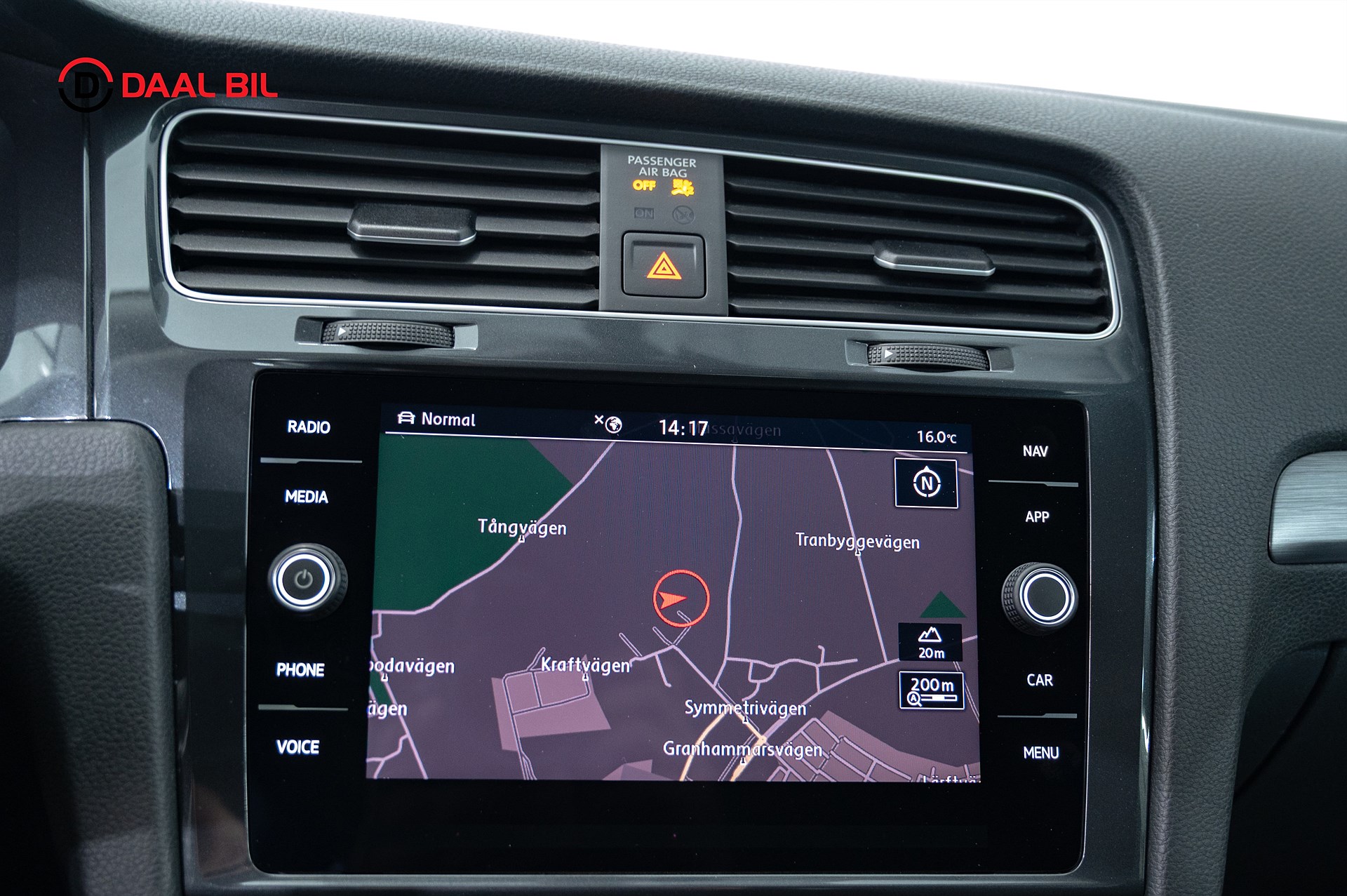 Volkswagen e-Golf, 136hp, 2020