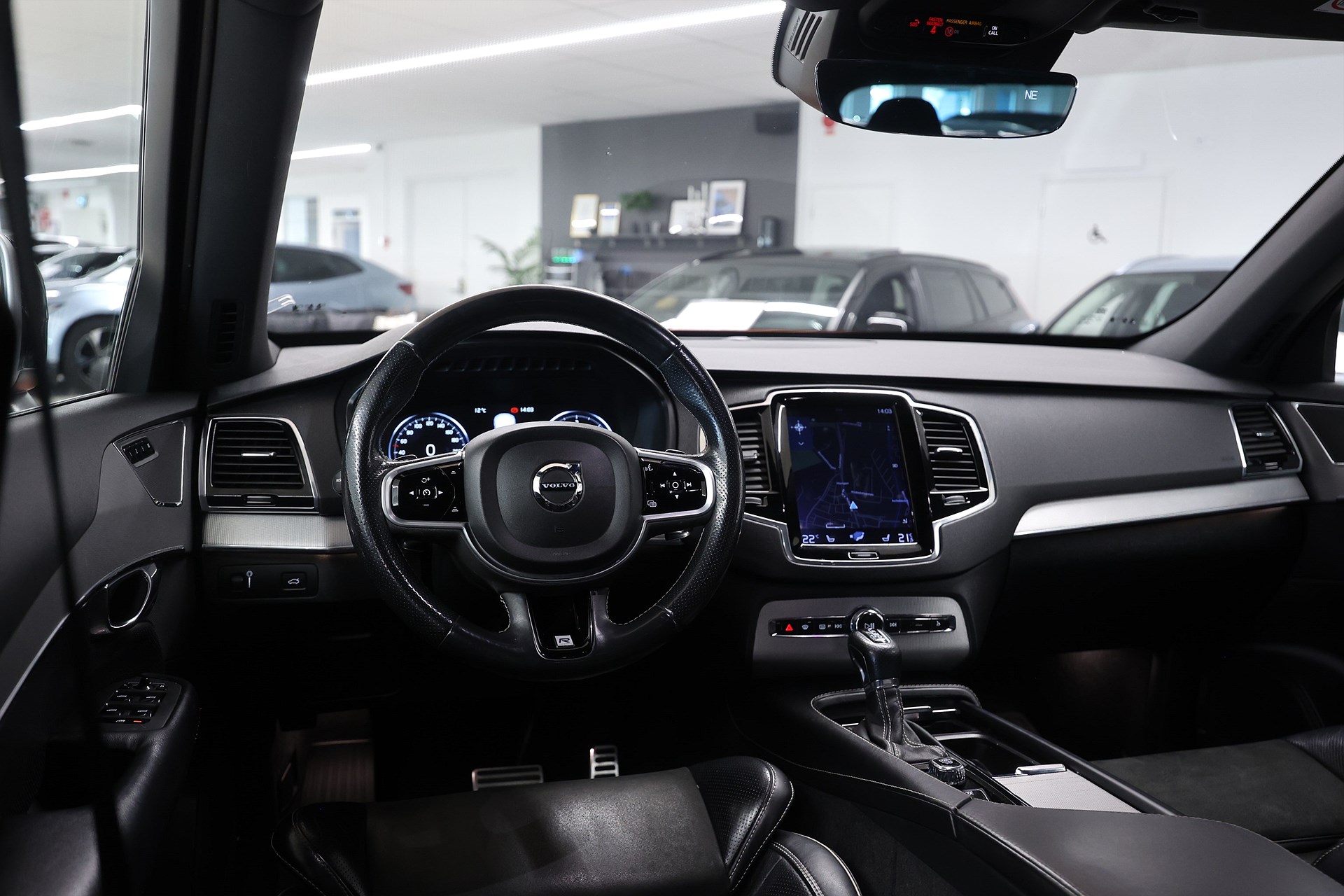 Volvo XC90 D5 AWD 235hk *Hjulkampanj!* R-Design Luft 7-Sits Drag