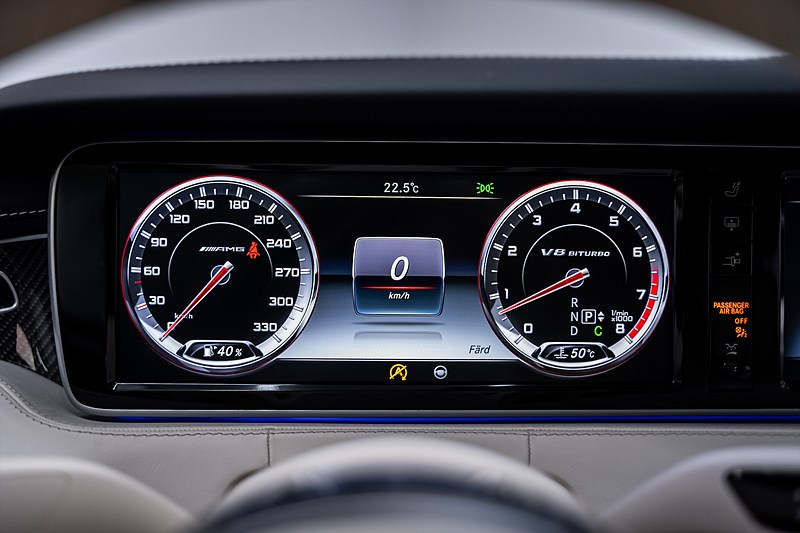 Mercedes-benz S63 AMG 2017 - miniatyr 18