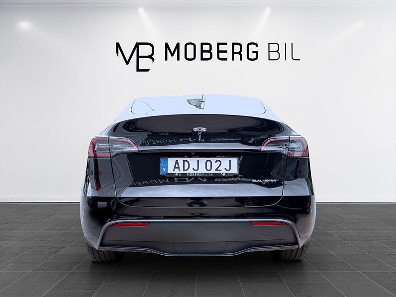 Tesla Model Y Long Range 514hk Pano Navi Drag B-Kamera MOMS