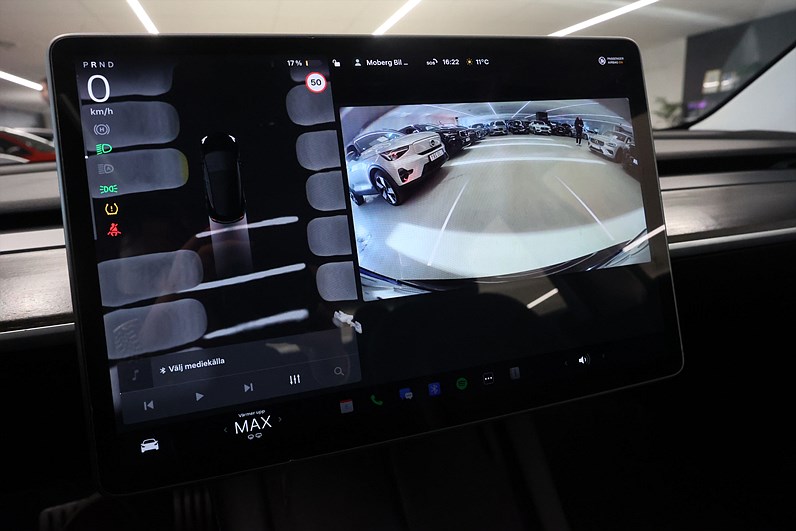 Tesla Model 3 Performance 513hk Pano AWD Navi PDC