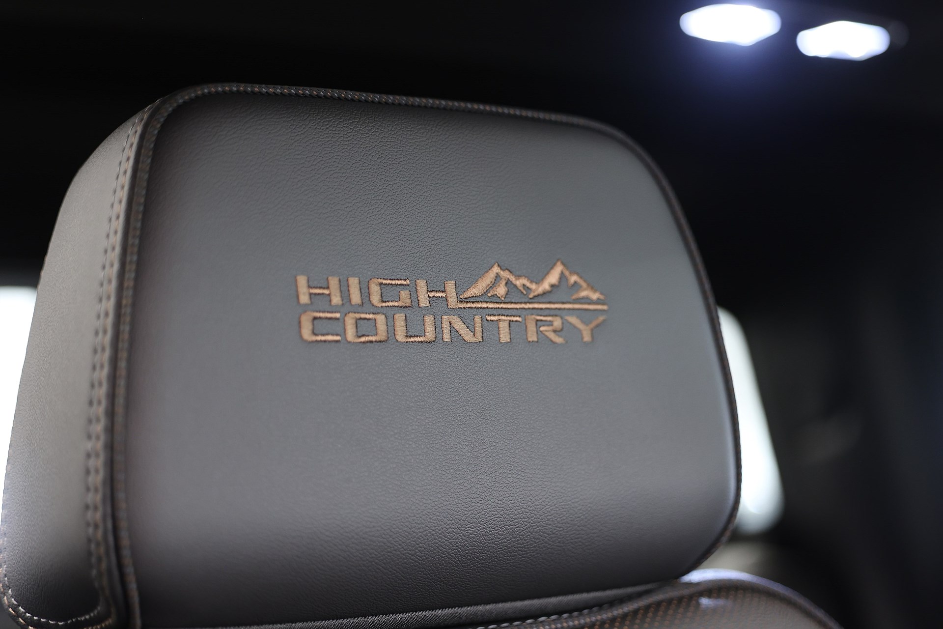 Chevrolet Silverado High Country Midnight Edt 3.0 Duramax MOMS