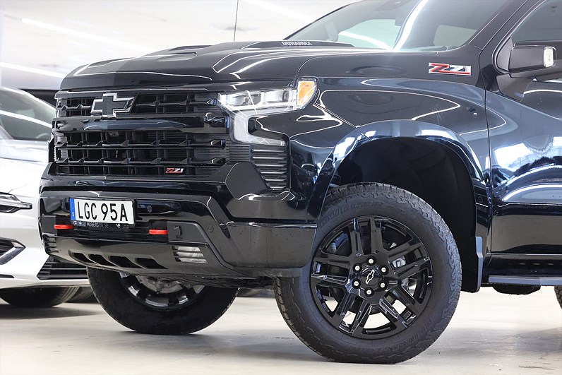 Chevrolet Silverado Trail Boss 3.0 Duramax LT Z71 Offroad Taklucka BOSE