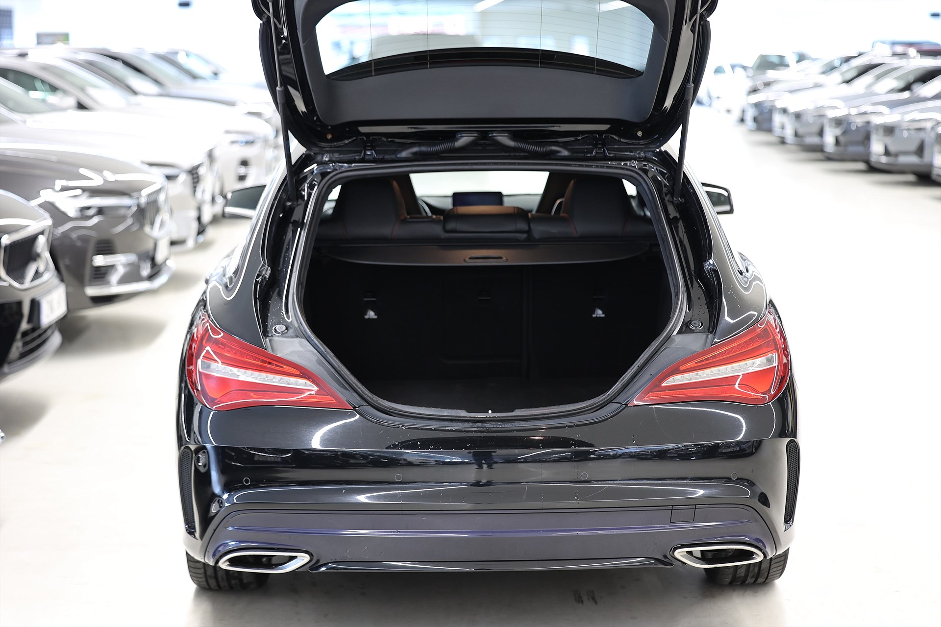 Mercedes-Benz CLA 220 D 177hk AMG Sport B-Kamera Carplay