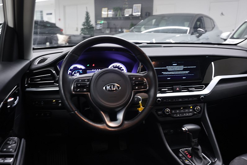 Kia Niro P-HEV 141hk Advance Plus B-kamera Navi