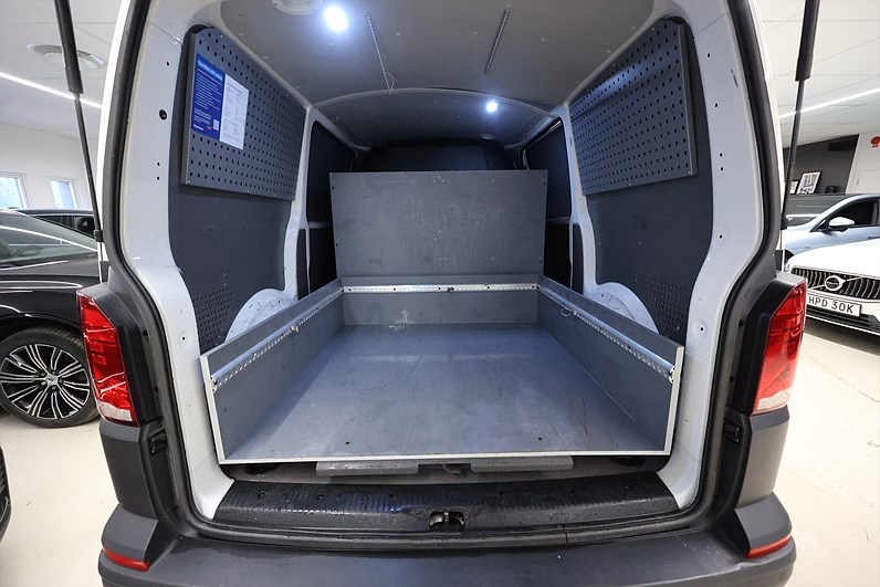 Volkswagen Transporter T30 2.0 TDI 110hk V-Inrett 3-SIts Drag CarPlay PDC