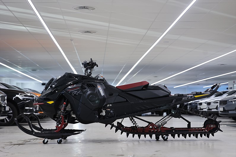 Ski-doo Freeride 850 Turbo R 154