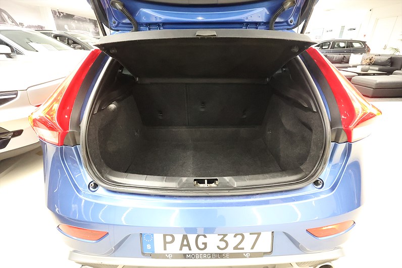 Volvo V40 D2 120hk R-Design Värmare PDC