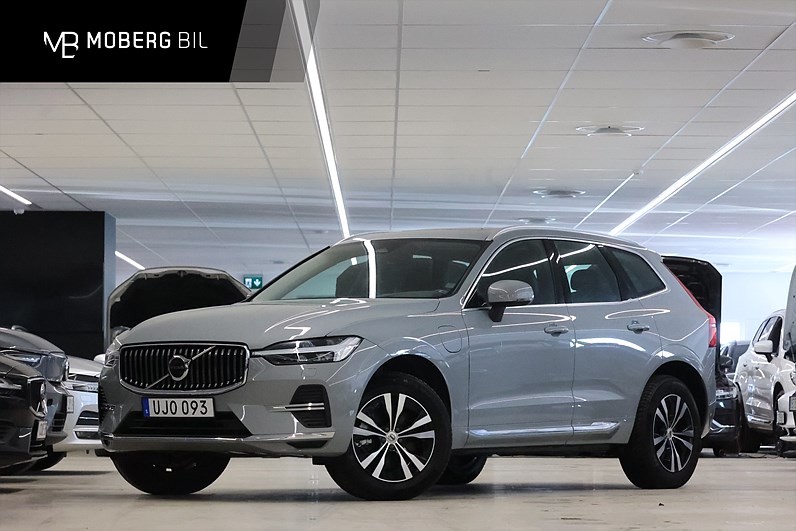 Volvo XC60 Recharge T6 AWD 350hk Core Pano Keyless Navi Drag