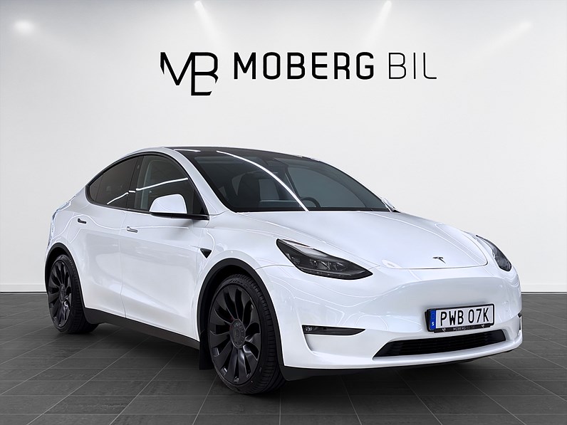 Tesla Model Y Performance 534hk Pano Läder Drag B-Kamera