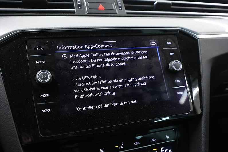 Volkswagen Passat SC GTE 218hk Executive Alcantara Drag B-Kamera