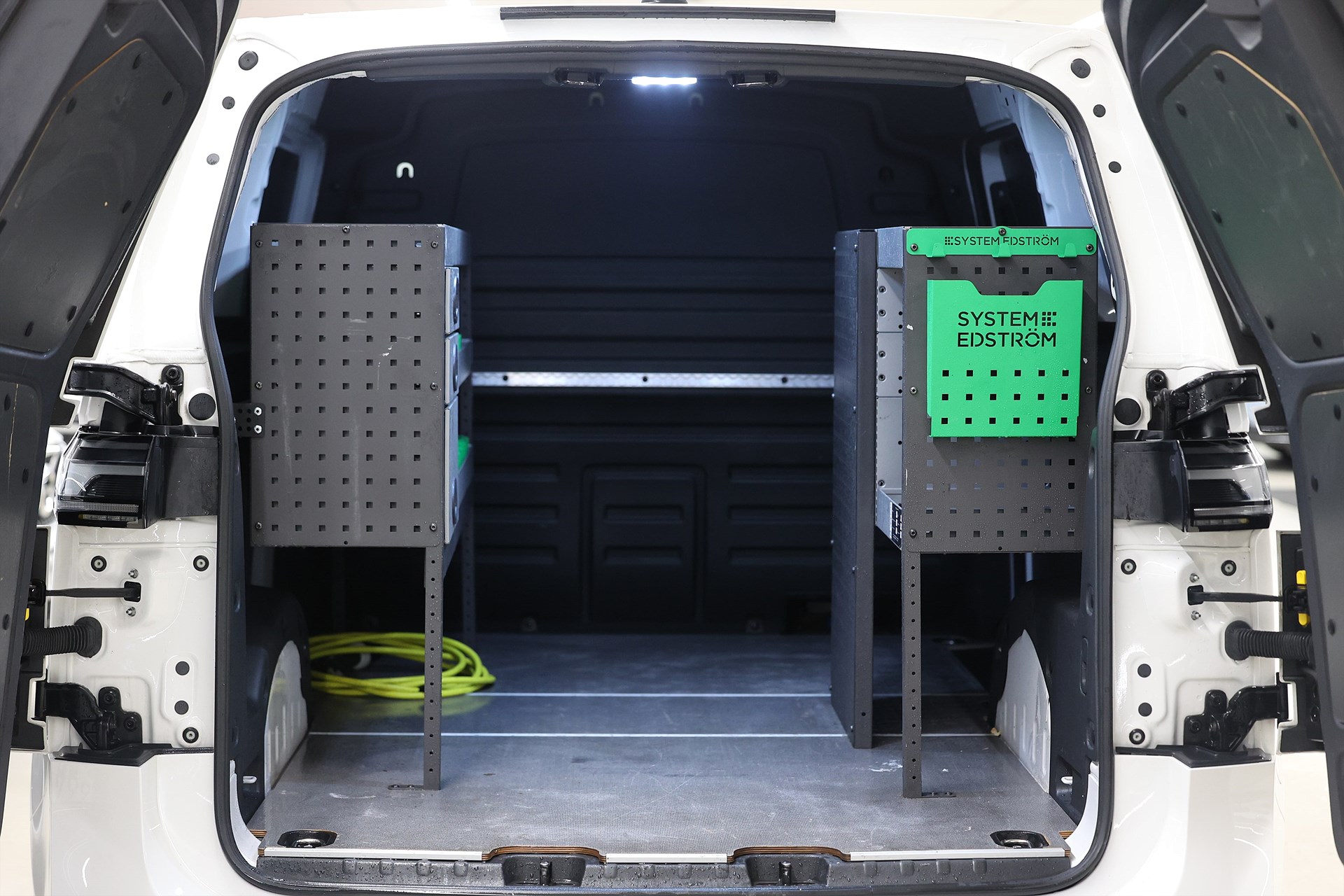 Volkswagen ID Buzz Cargo *Inbyteskampanj!* V-inrett Värmare MOMS