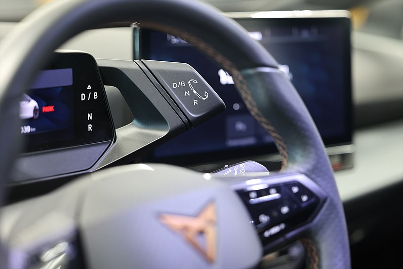 Cupra Born 58 204hk 578km räckvidd Värmare Carplay PDC MOMS