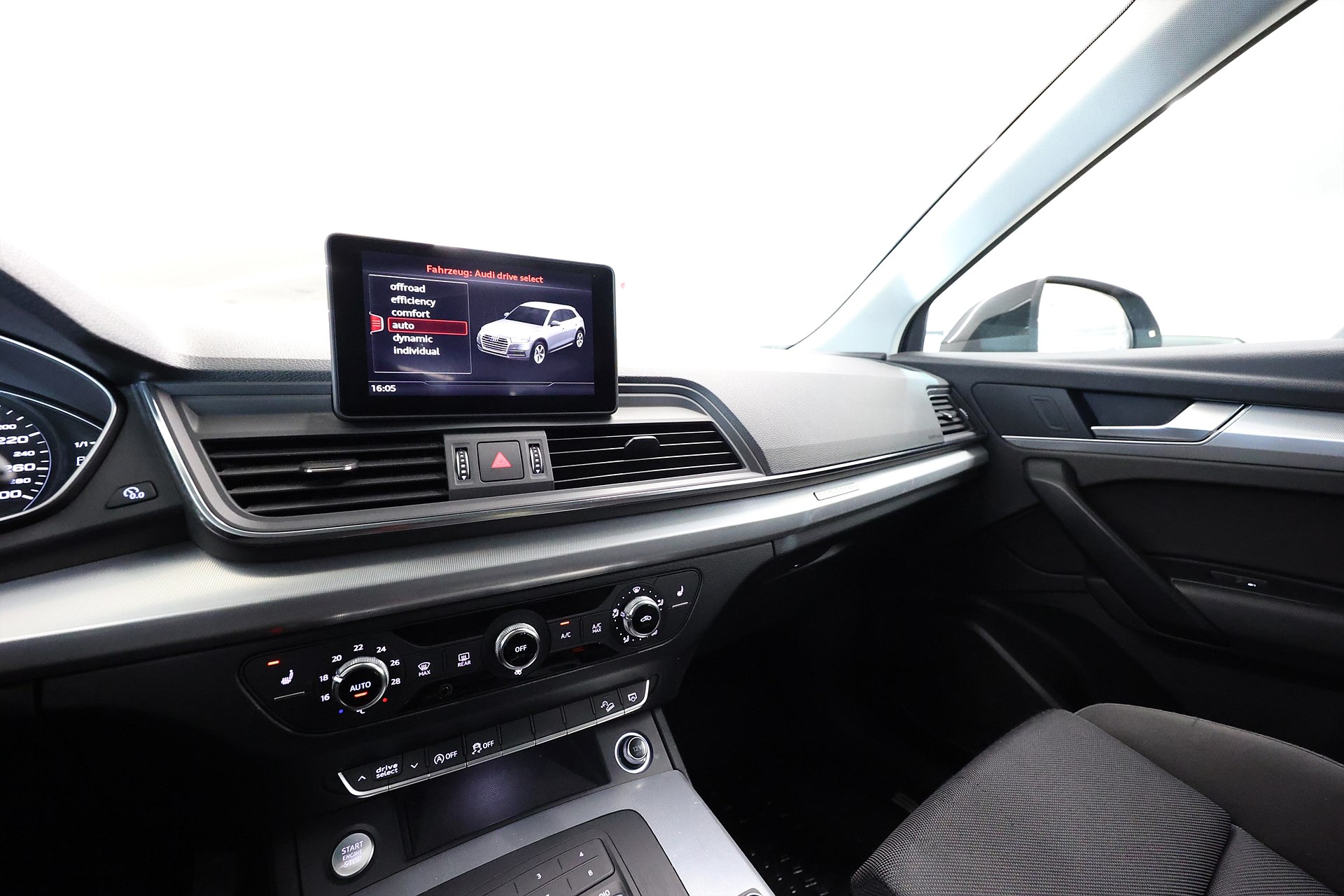 Audi Q5 2.0 TDI Quattro 190hk Proline PDC Drag Värmare