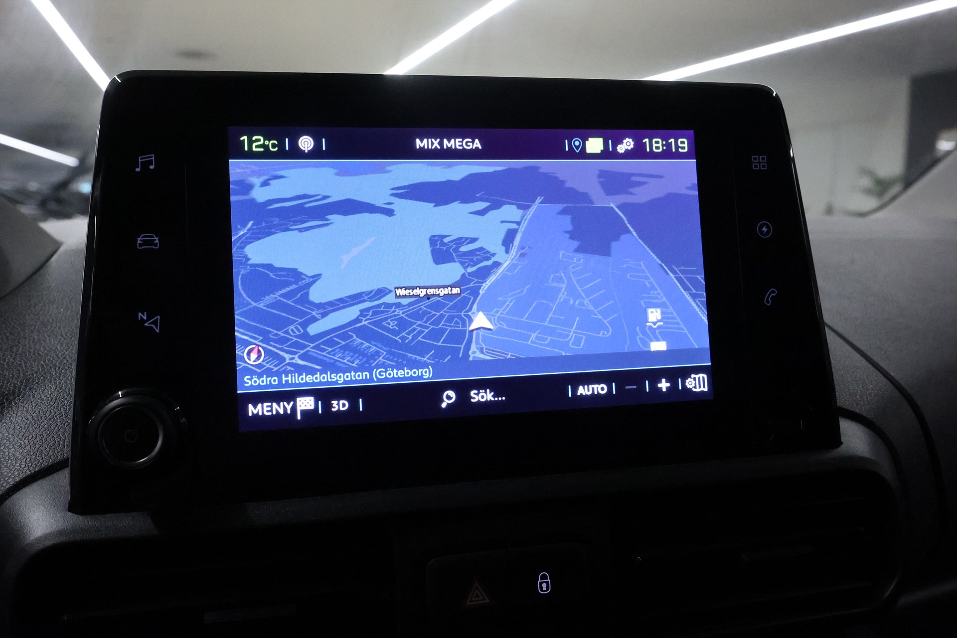 Peugeot e-Partner L1 136hk V-inrett Drag Navi CarPlay MOMS