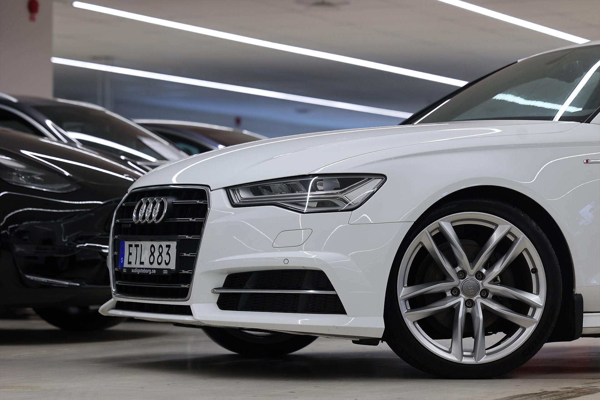 Audi A6 Avant 2.0 TDI Quattro 190hk S Line Drag Navi