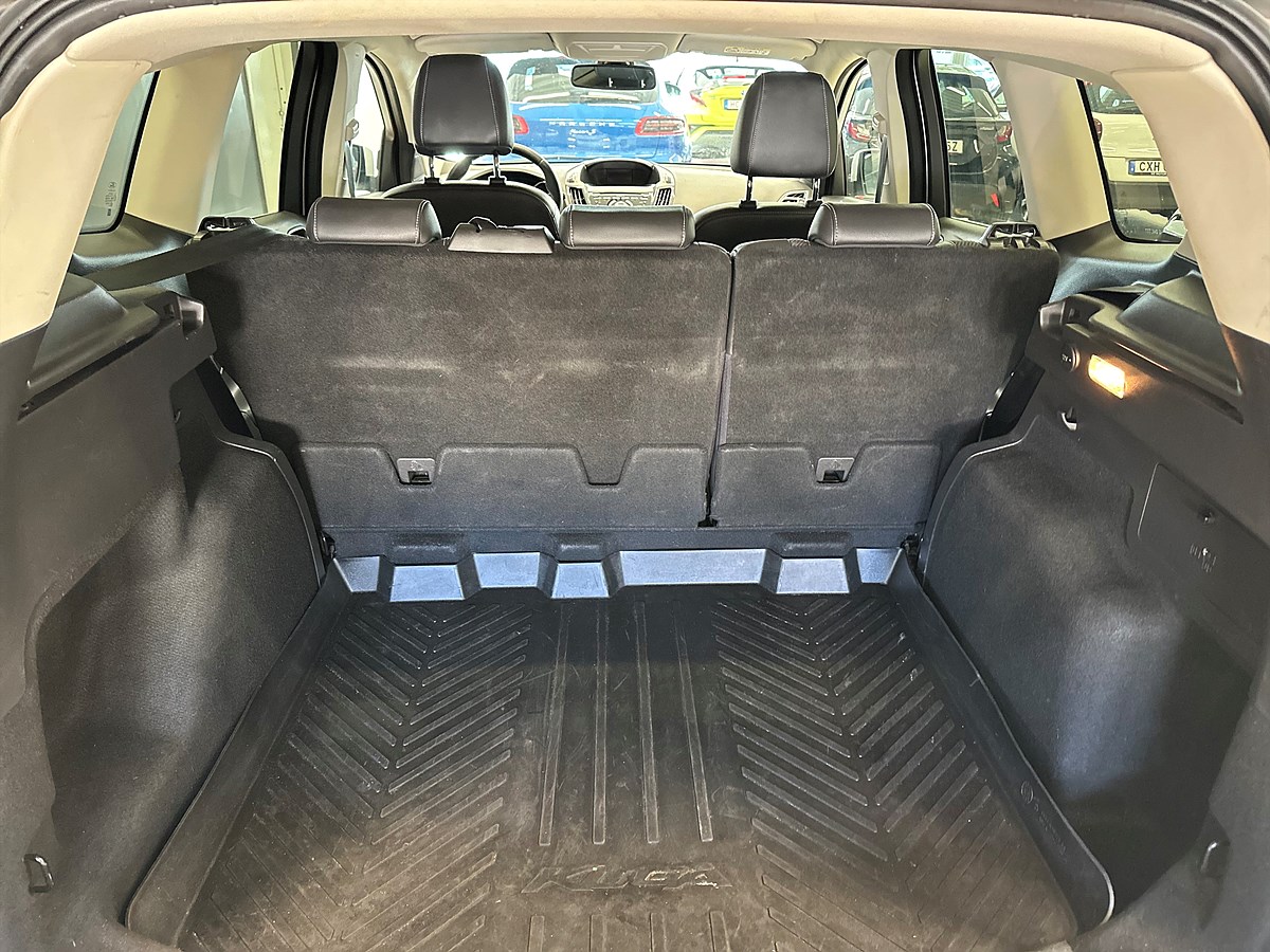 Ford Kuga – bild 8