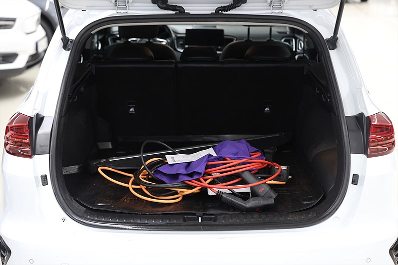 Kia Ceed 1.6 Plug-in SW *Hjulkampanj!* Advance Plus Drag MOMS