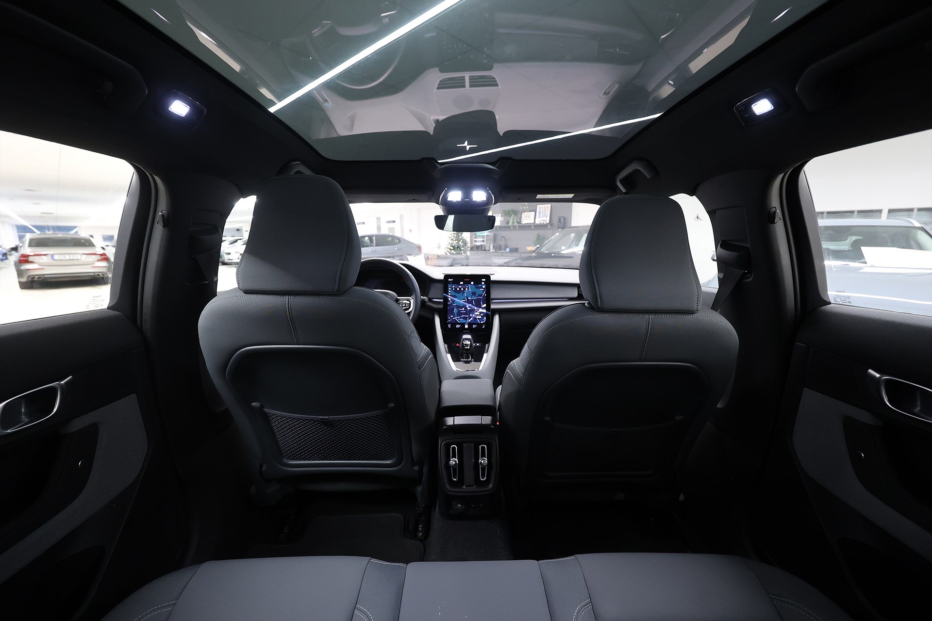 Polestar 2 Long Range Dual Motor 408hk *Hjulkampanj!* Plus H/K Värmare Pano MOMS