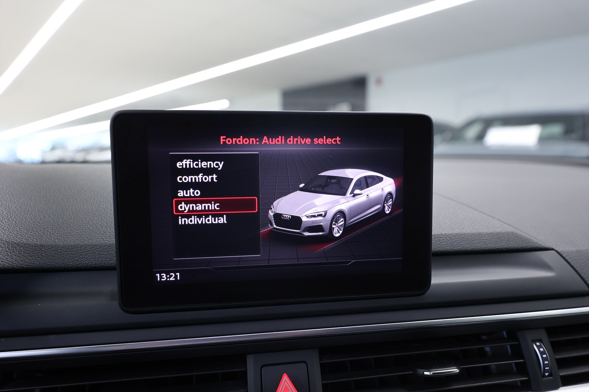 Audi A5 Sportback 45 TFSI Quattro 245hk S Line B&O Matrix 1262kr Årsskatt