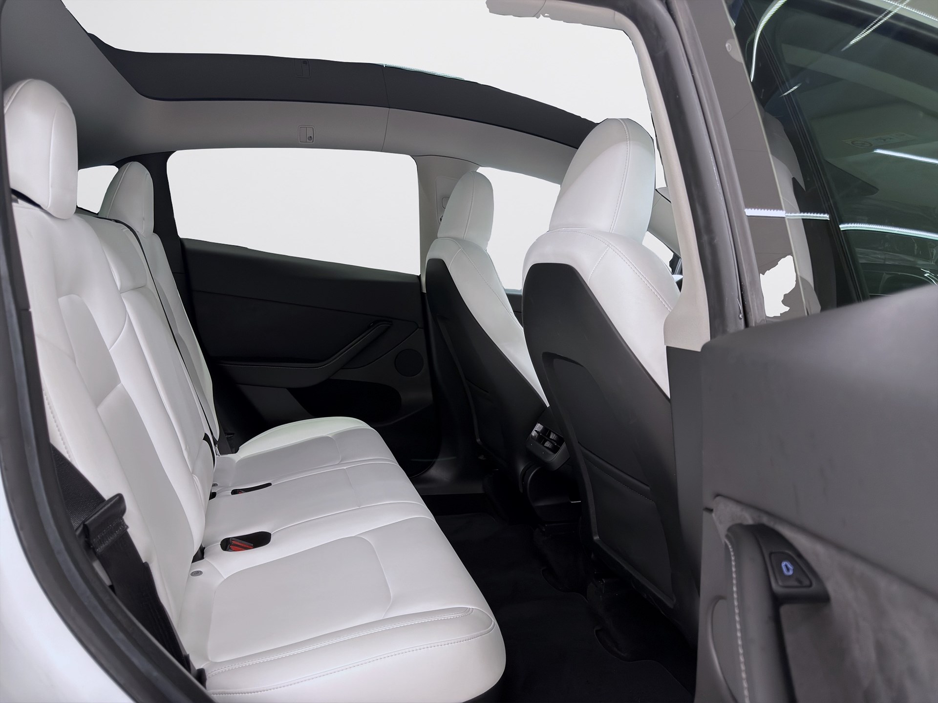 Tesla Model Y Standard Range 299hk Drag Pano Premium B-Kamera